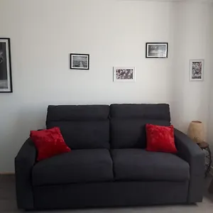 https://gambetta-insolite.hotels-rhonealpes.com